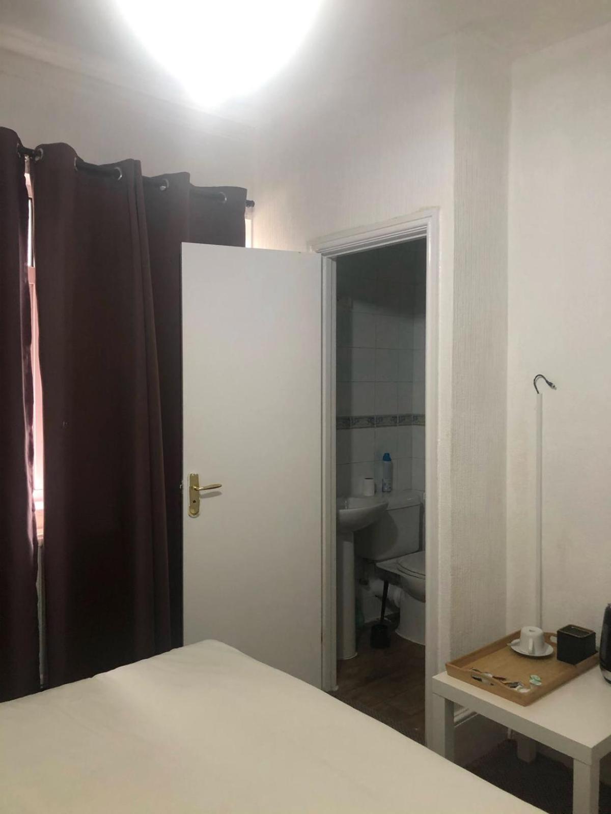 Saji Hotel 일포드 외부 사진